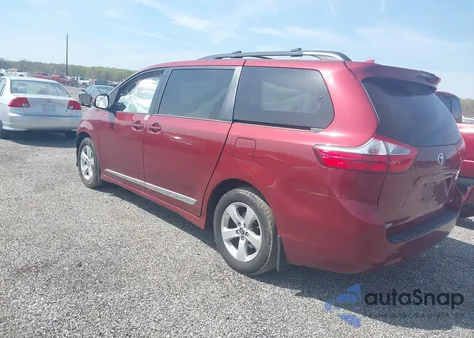 2018 Toyota Sienna Le 8 Passenger из США, поврежденный, VIN 5TDKZ3DC2JS927200